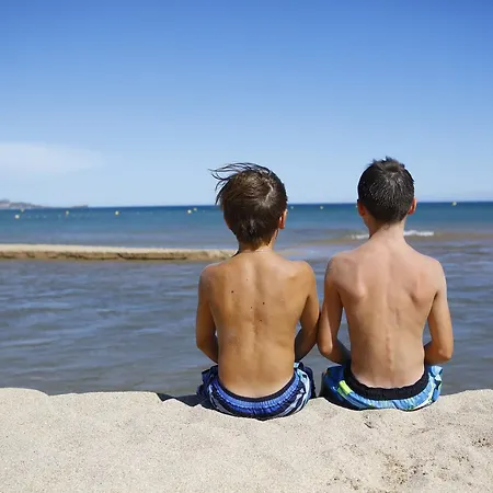 La Plage D'argens مكان تخييم سانت أي جولف